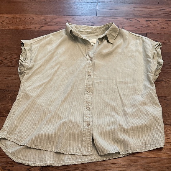 Tilley button down short sleeve shirt - Picture 1 of 4